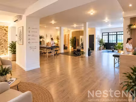 immeuble avec local professionnel 130 m² + appartement t4 avec terrasse a la...