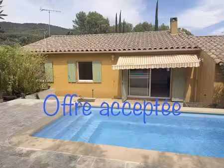 figanières – villa de plain-pied avec piscine dans environnement privilégié