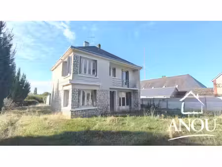 5 chambres  garages et grand terrain