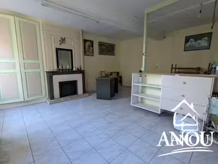 ensemble immobilier avec boutique en centre-ville