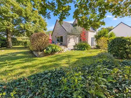 saint-molf maison 3 chambres avec poêle à bois et dépendance