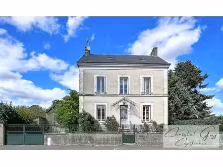 dpt sarthe (72)  à vendre proximité gare montval sur loir  maison bourgeoise 5 chambres...