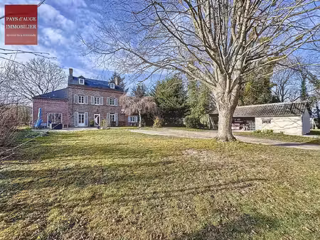 agreable maison en briques avec parc arboré à 7 km de pont-l'evêque
