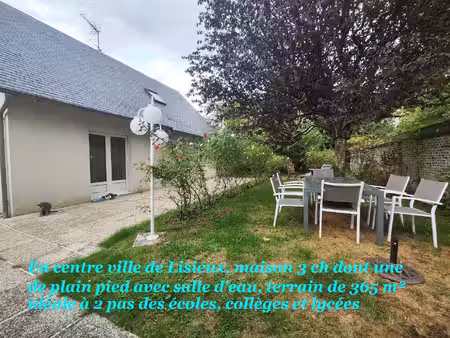 en ville  au calme  maison 3 chambres avec jardin clos