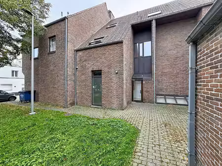 appartement te huur in machelen met 3 slaapkamers