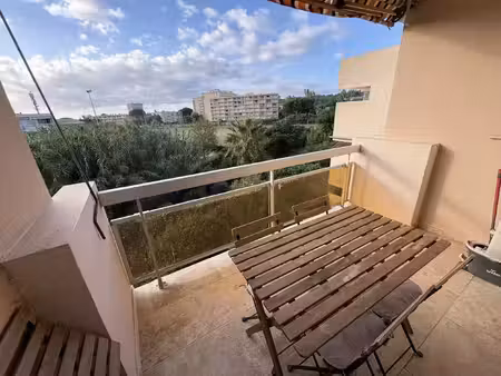 t1 23 m2 terrasse  ascenseur  parking - le lavandou