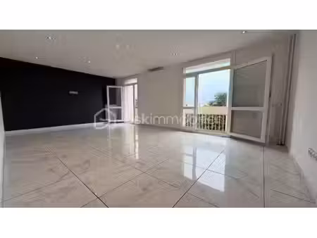 appartement de 73 69 m² à valence