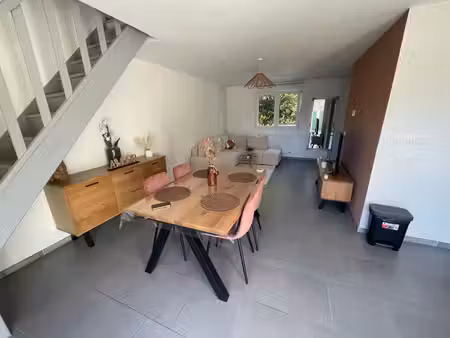 maison moderne (2017) – 2 chambres  jardin & parking – quartier calme en impasse
