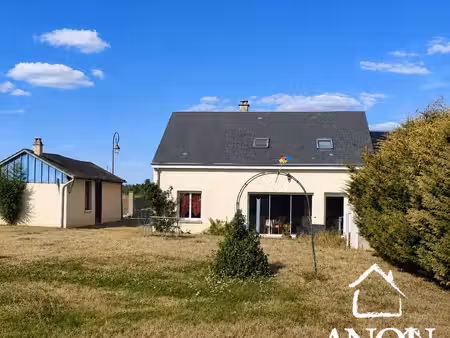 maison lumineuse avec jardin