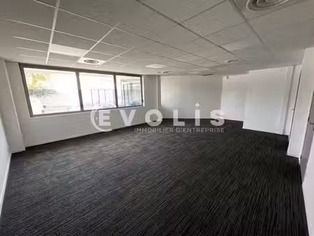 location bureaux grigny 91350 39m² à 138m²