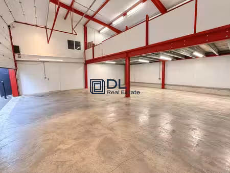 vente local d’activités brie-comte-robert 77170 320m²