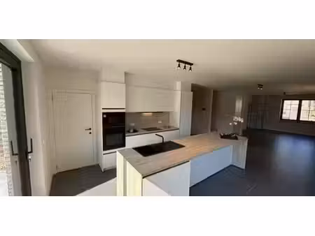 maison à vendre à beringen pour € 450.000 avec 4 chambres à coucher