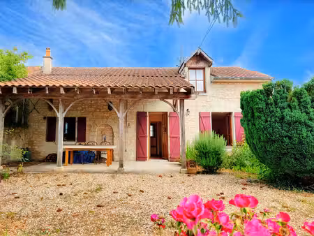 maison à vendre à savigny-sous-faye (86140) - vienne