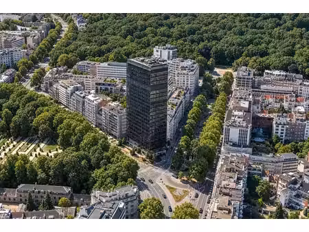 it tower – bureaux de prestige à louer sur l’avenue louise