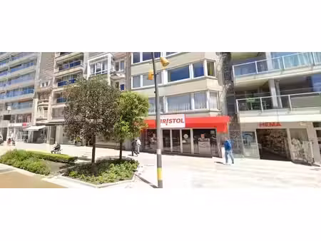 commercieel gelijkvloers te huur – toplocatie in hartje d...
