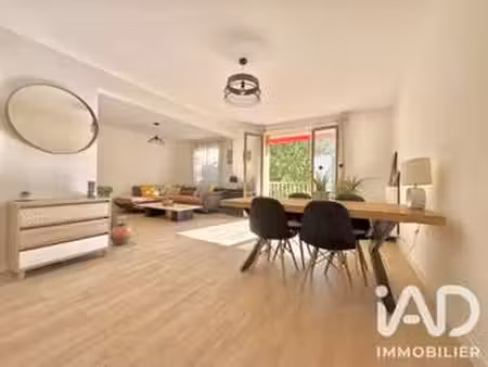 vente appartement 4 pièces à aix-en-provence (13080) : à vendre 4 pièces / 74m² aix-en-pro