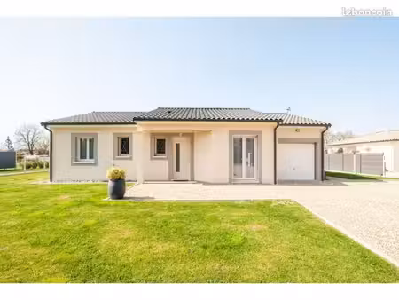 maison moderne à noé