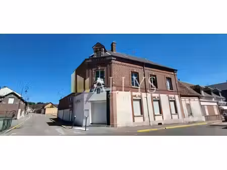immeuble 6 pièces et commerce 226m²