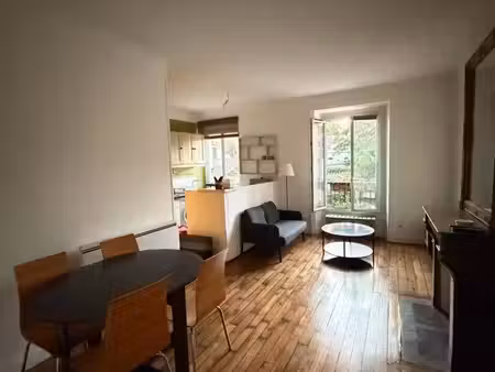 appartement 2 pièces rer c ivry sur seine + parking