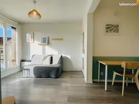 t1bis meublé calme-sécurisé-parking-balcon
