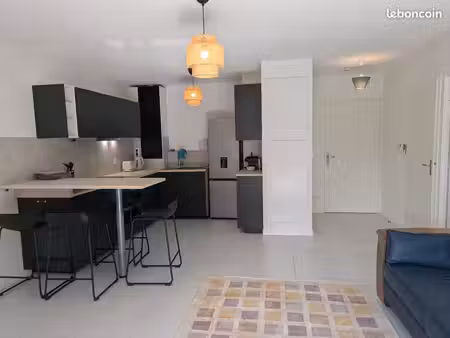 t2 - 43m² meublé en location à l'année - tosse