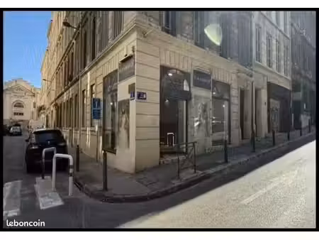 boutique à louer marseille 6