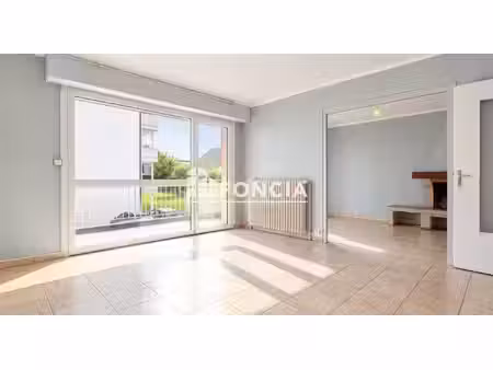 thonon-les-bains  secteur de la corniche : appartement 88 m² avec balcon sud  garage  cave