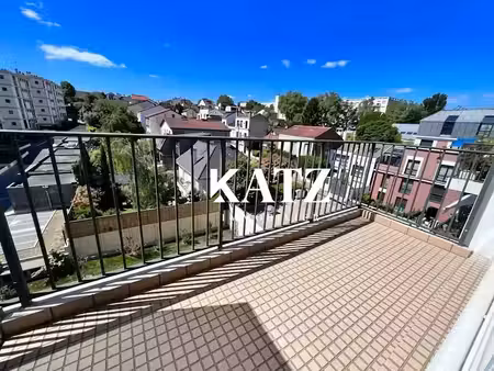 vente appartement 2 pièces 45.74 m² à garches (92380)  245 000 €