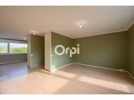appartement t4 spacieux + garage – proximité immédiate gare tgv
