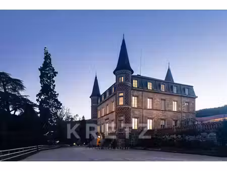 domaine et château d'exception déployé sur 15 hectares