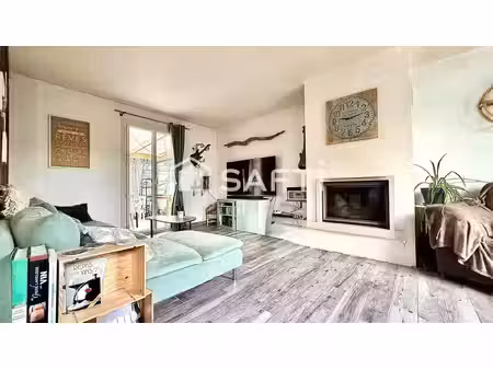 belle maison familiale de 6 pièces avec 4 chambres située au mesnil-aubry.
