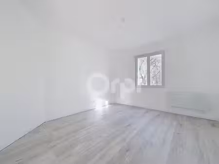 location appartement 2 pièces 49.66 m² à provins (77160)  730 €