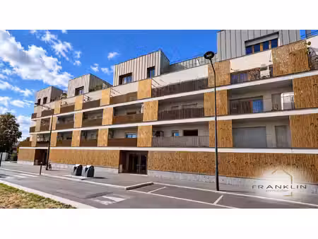 saint-denis :exclusivite appartement avec 2 terrasses et un