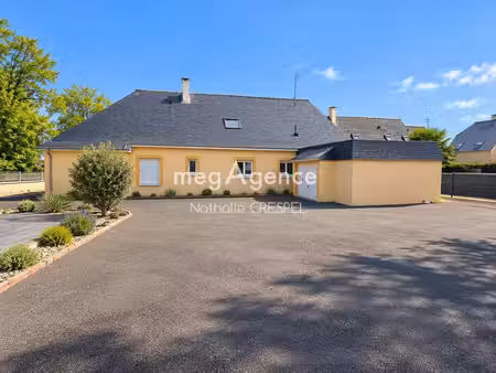 pavillon plain pied - 5 pièces – 3 chambres - terrain 1200m2 - couterne