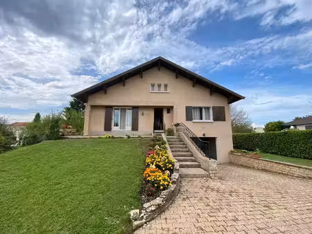 st bonnet de mure - maison individuelle 4 pièces sur terrain clos et arboré de 1 050 m²