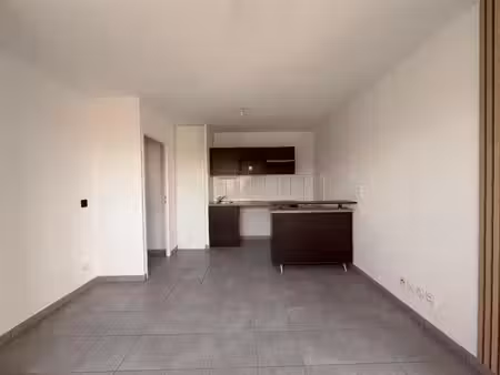 appartement t2 - parking sous sol