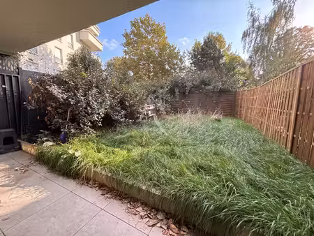 rez-de-jardin : appartement 3 pièces - cergy le haut