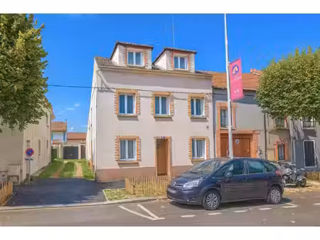 immeuble de 5 appartements a villemonble proche ttransports et commerces