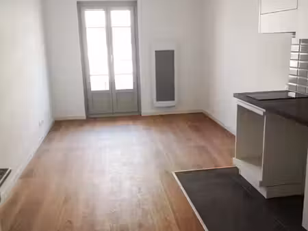 studio 20m2 avec balcon