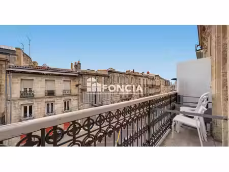 quartier vivant : appartement t3 de charme