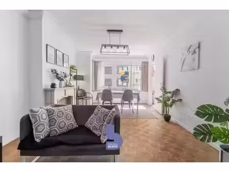 instapklaar en volledig gerenoveerd appartement op slecht...