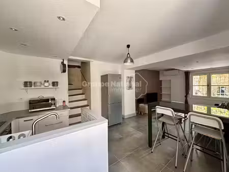 maison de village meublée 3 pièces de 71.62m2  à saint etienne du grès
