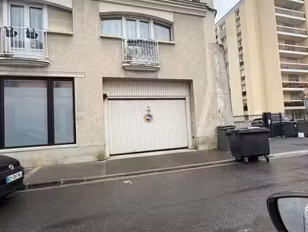 garage box dans résidence sécurisée rue de chevigné