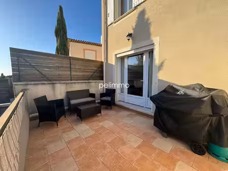 lançon provence - maison meublee 3 pièce(s) 50 07 m2 - terrasse - parking