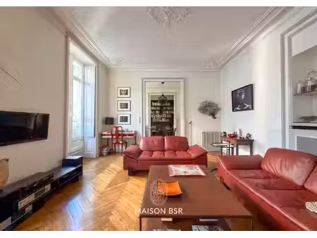 appartement nantes - spacieux t6 de 154 m² avec cachet de l'ancien : 4 chambres  triple ex