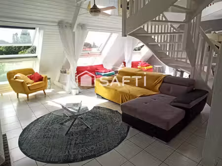 appartement/ loft t3 de 74 m² carrez et 120m² de surface utile.