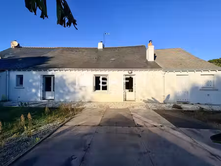 maison de 108 m²  3 chambres - terrain de 2211 m²