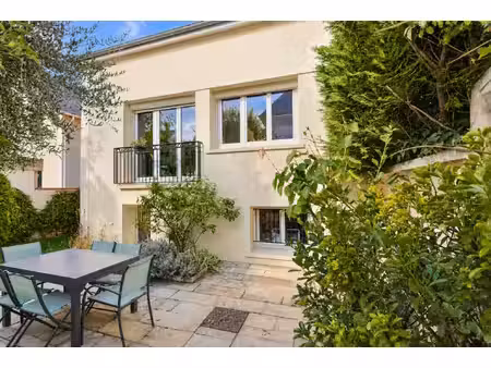 exclusivite à chatou maison lumineuse au calme absolu 4 chambres  jardin et garage