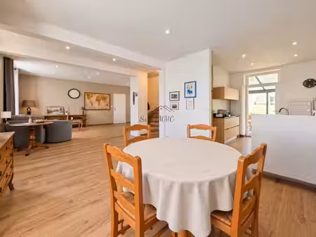 maison de 170 m2  lardy bourg