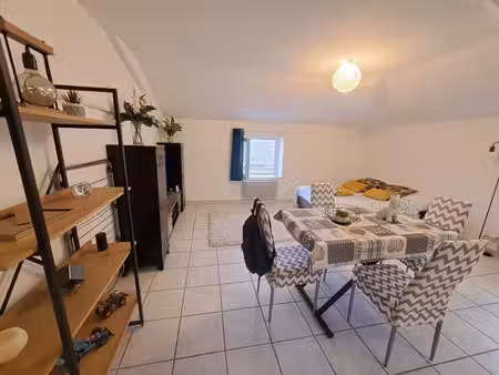 agréable t2 de 48.66 m² avec climatisation